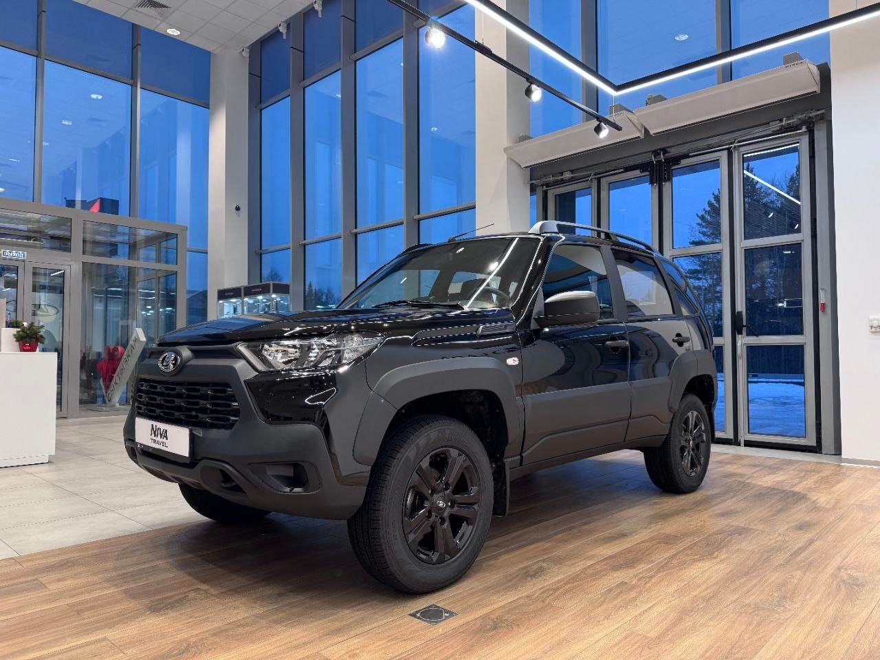 LADA Niva Travel [БЛЭК]'24