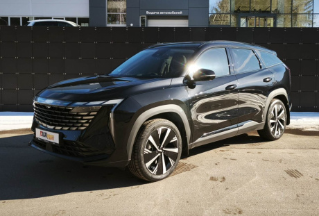 Geely Atlas Новый 2024 года с пробегом 9 600 км
