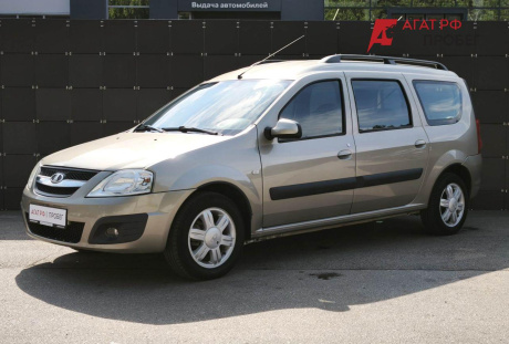 LADA Largus универсал (5м) 2013 года с пробегом 139 648 км