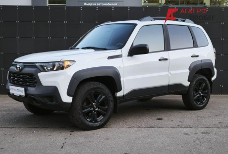 LADA Niva Travel 2024 года с пробегом 49 049 км