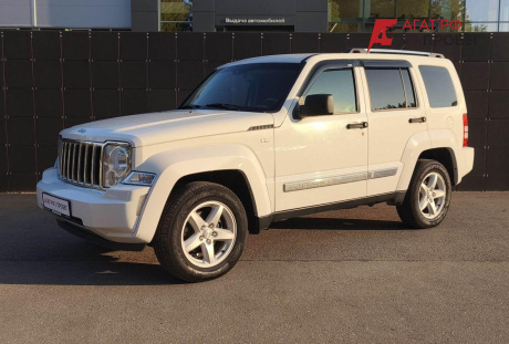 Jeep Cherokee 2012 года с пробегом 117 225 км