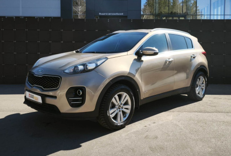 Kia Sportage 2017 года с пробегом 180 505 км