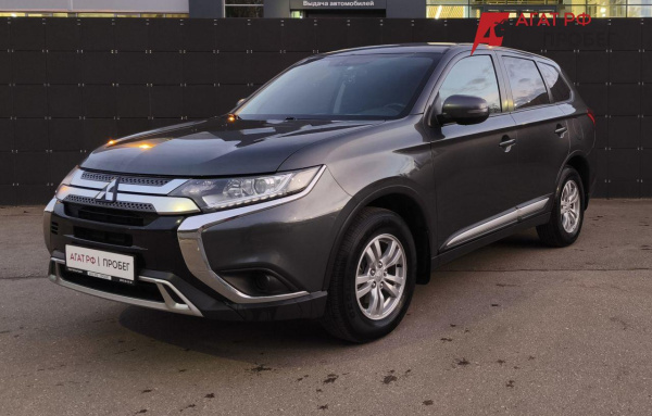 Mitsubishi Outlander 2020 года с пробегом 108 000 км, фото 1