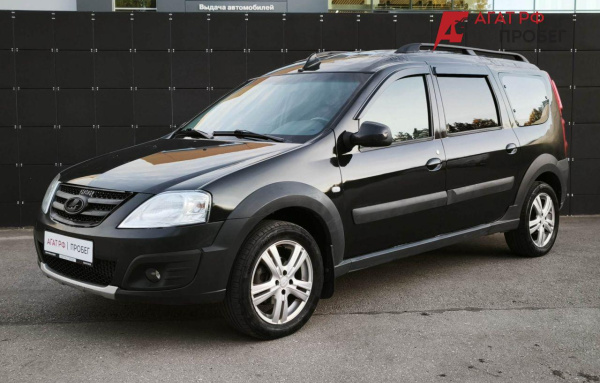 LADA Largus универсал (7м) 2019 года с пробегом 140 000 км, фото 1