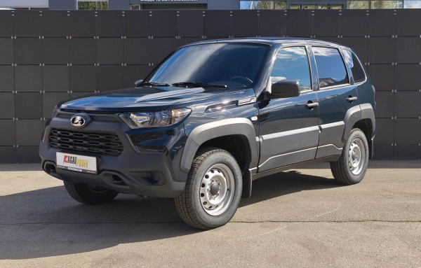 LADA Niva Travel 2024 года с пробегом 11 429 км, фото 1