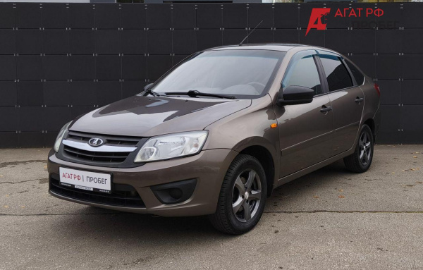 LADA Granta лифтбек 2017 года с пробегом 125 664 км, фото 1