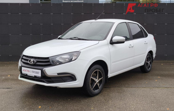 LADA Granta седан 2022 года с пробегом 43 286 км, фото 1