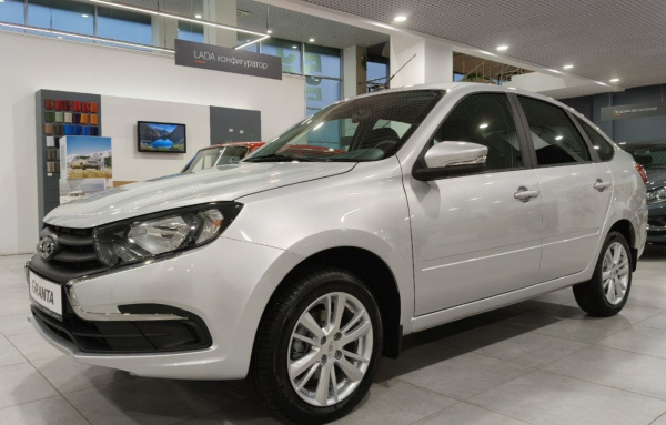 LADA Granta лифтбек Классик